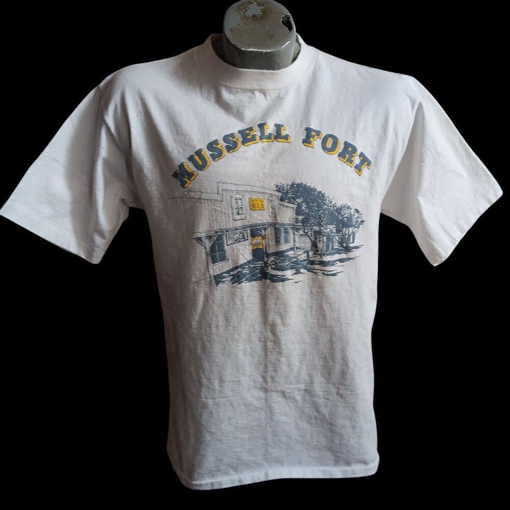 Vintage T-shirt Large Single Stitch Allsport Mussell Fort Tepusquet USA 1990's